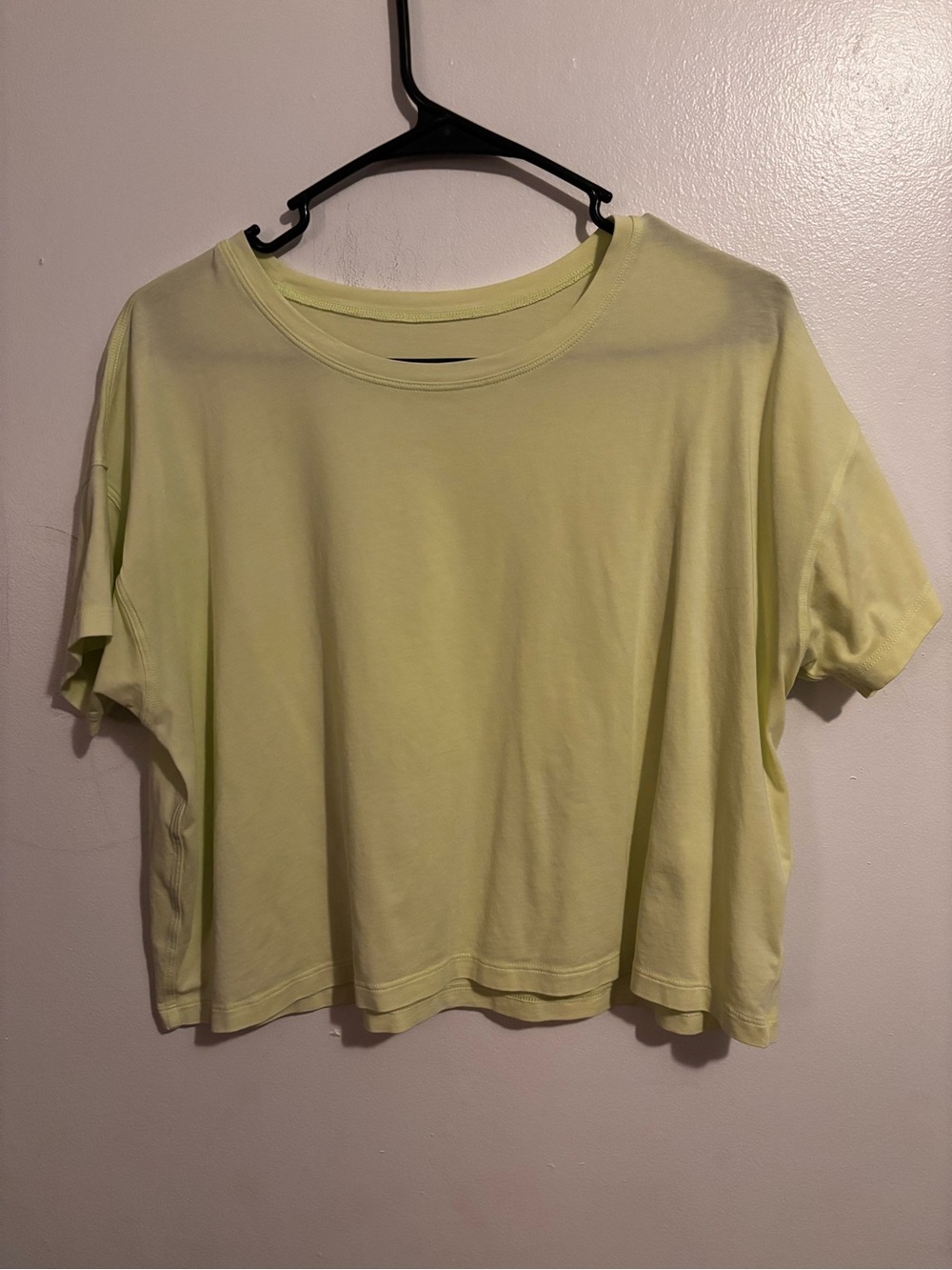 Lululemon Relaxed Cropped Tee - Lime Yellow tee